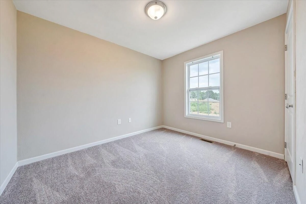 1062 Brandon AVE SW - Photo 9