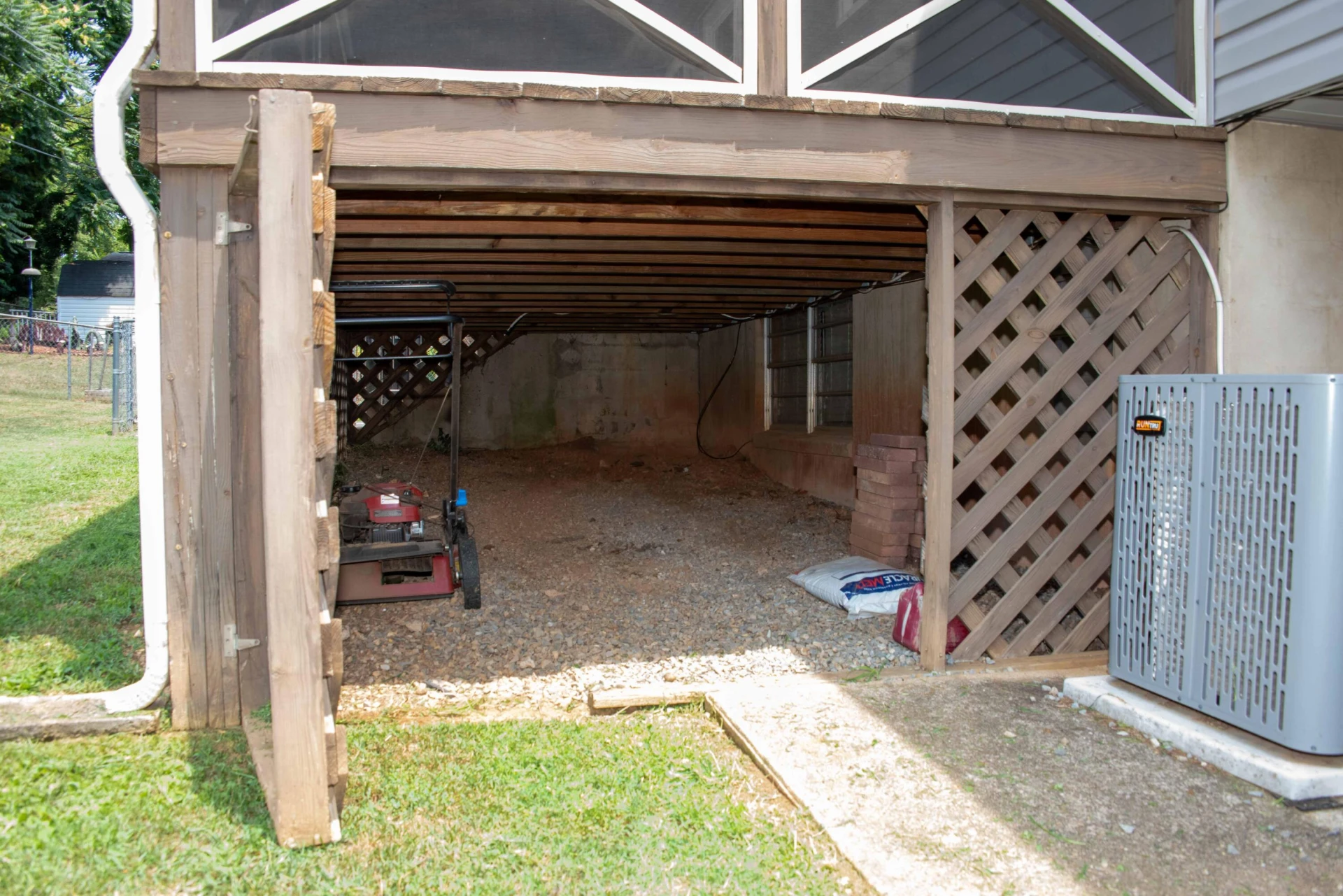6038 Thornrose RD - Photo 49