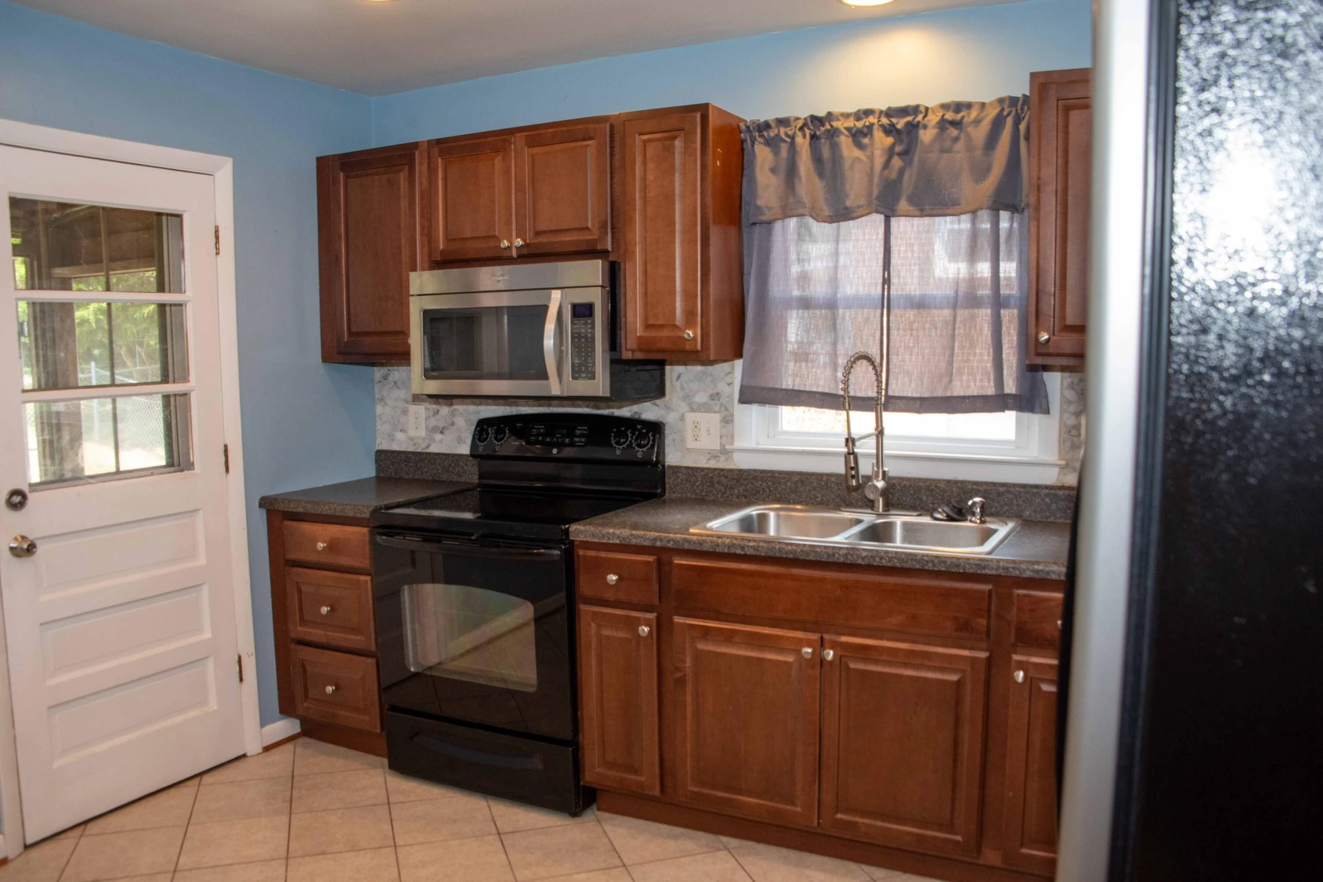 6038 Thornrose RD - Photo 54