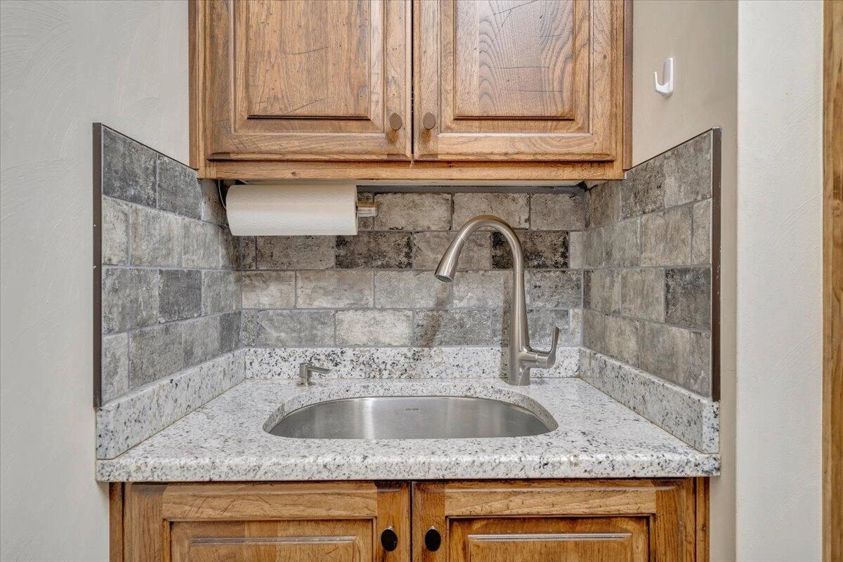 890 Blain RD - Photo 36