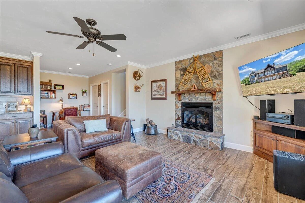 890 Blain RD - Photo 40