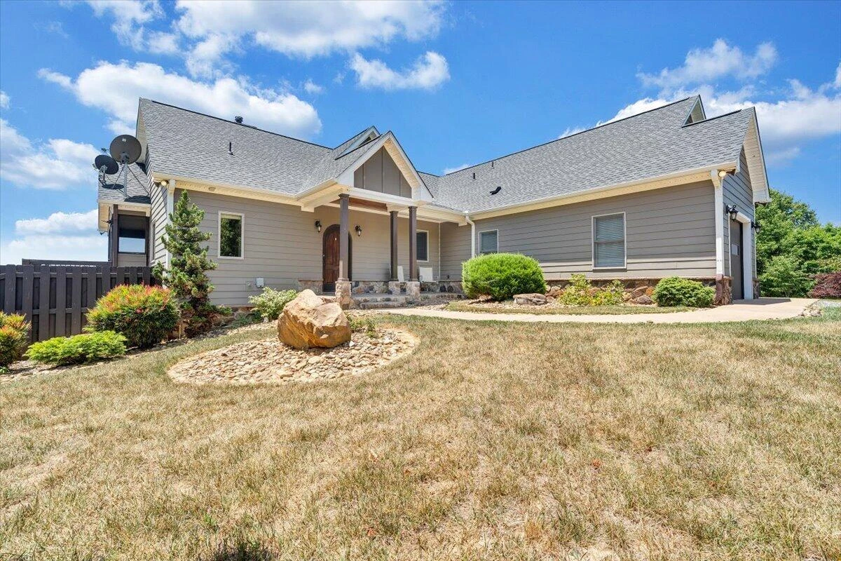 890 Blain RD - Photo 6