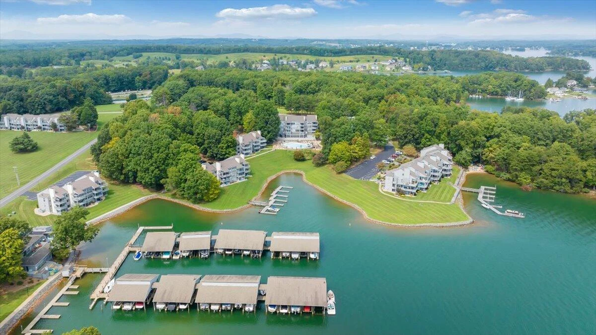 290 Sailors Cove DR #410 - Photo 31