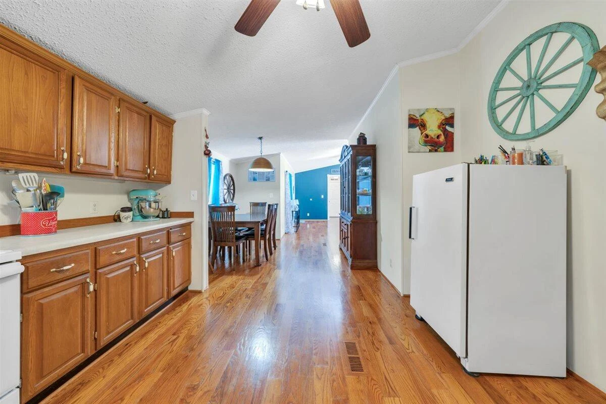 885 Clearwater DR - Photo 15