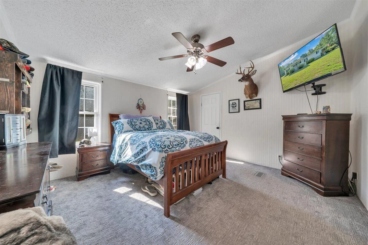 885 Clearwater DR - Photo 16
