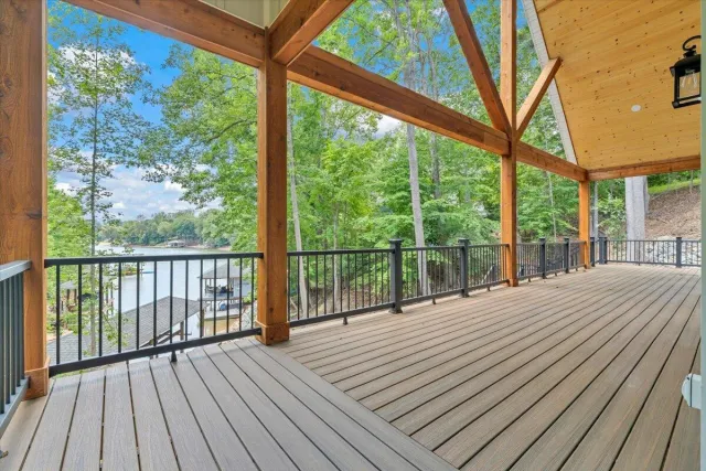 40 Kings WAY, Wirtz, VA, 24184