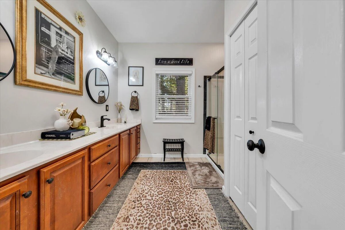 1054 Allendale DR - Photo 27