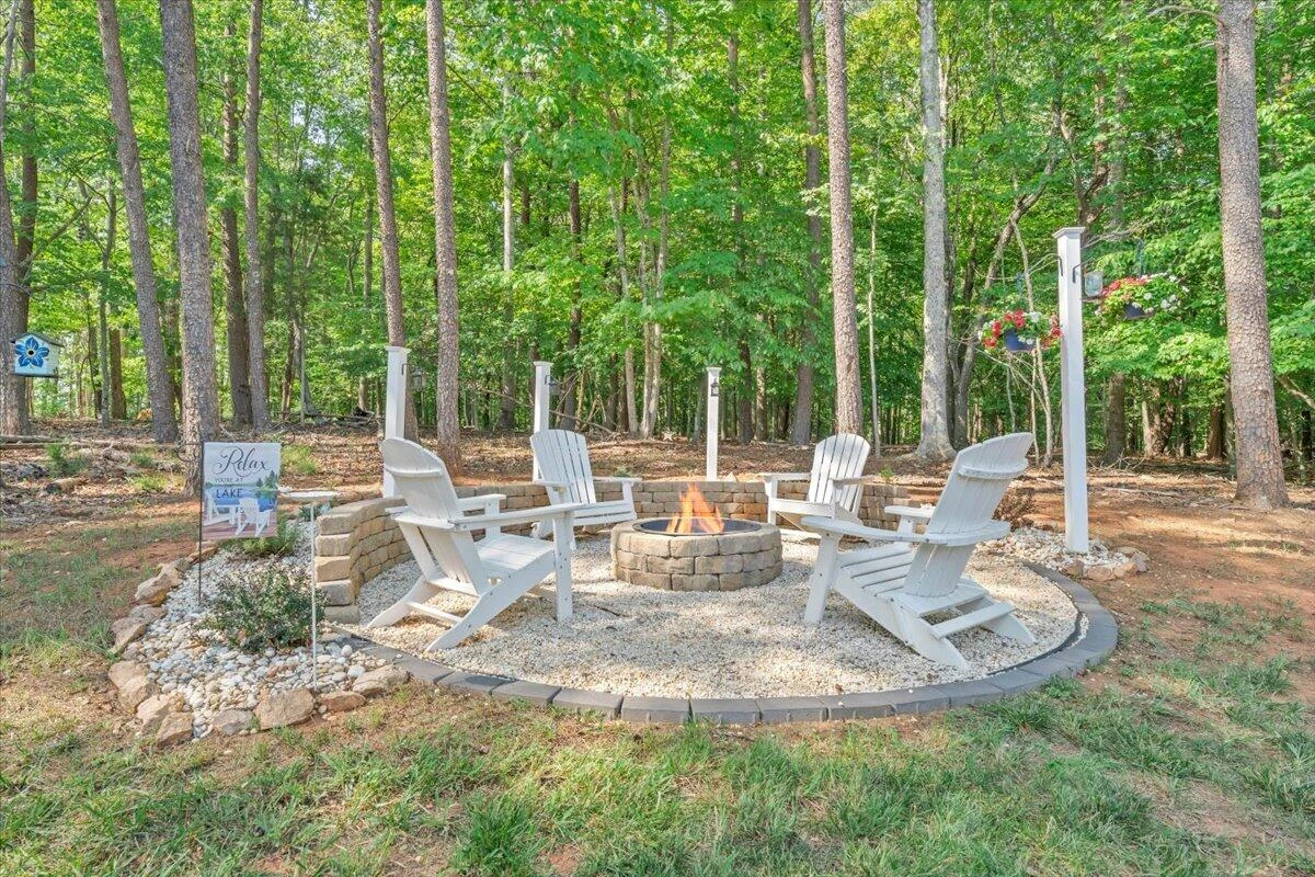 1054 Allendale DR - Photo 43