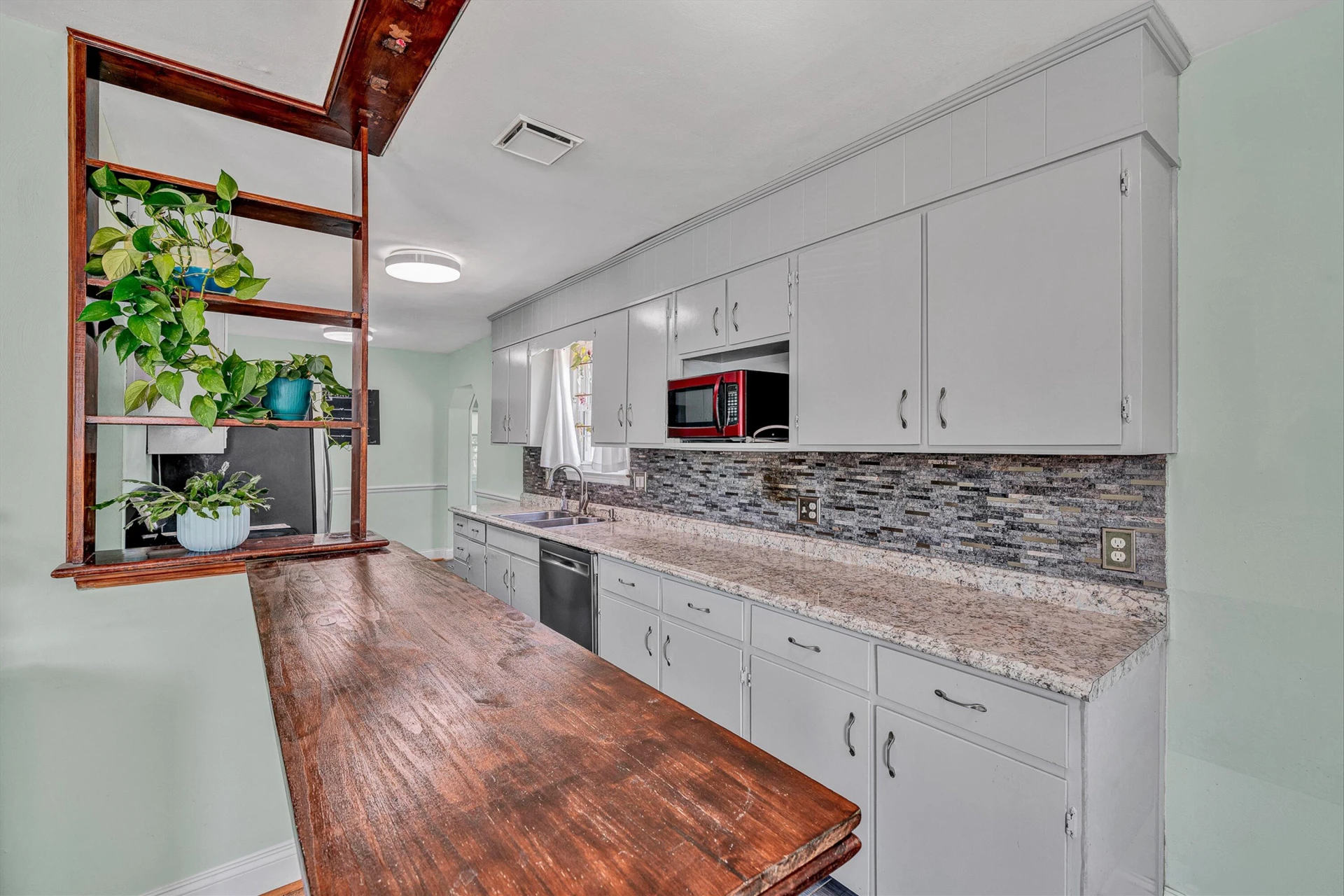 2425 Edinburgh DR NW - Photo 11