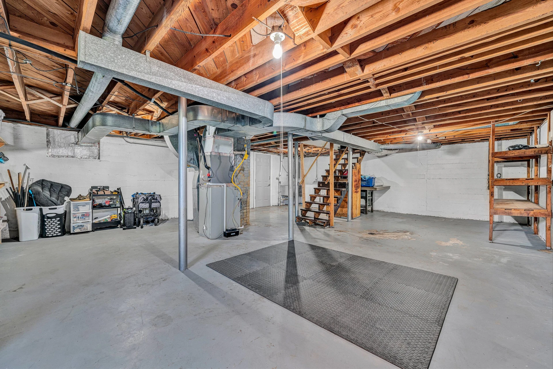 2425 Edinburgh DR NW - Photo 32