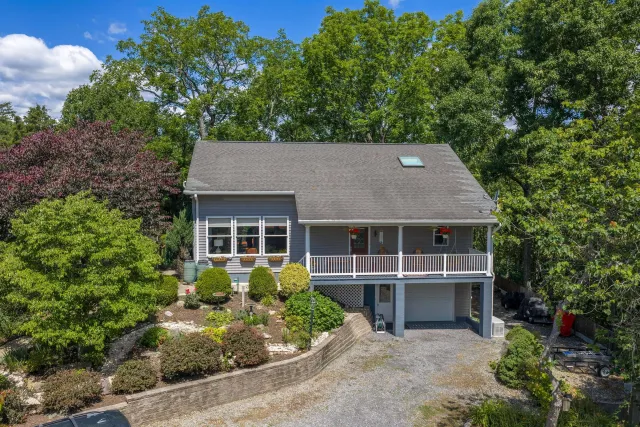 40 Weavers WAY, Buena Vista, VA, 24416