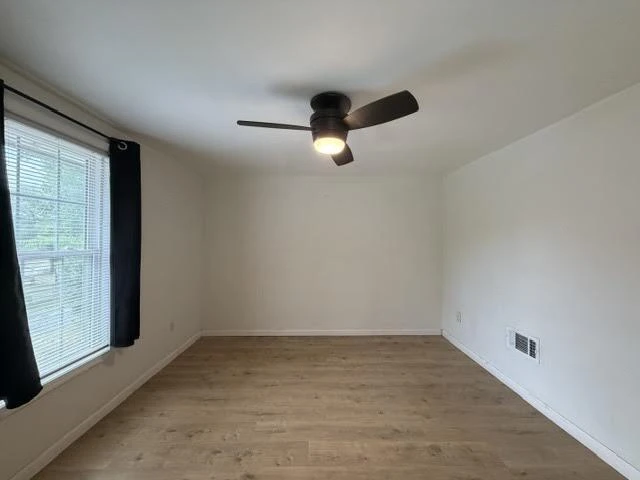 197 Bridge ST N - Photo 18