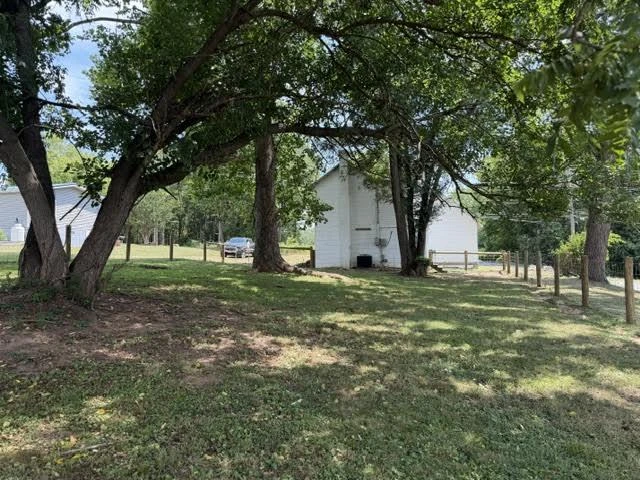 197 Bridge ST N - Photo 22