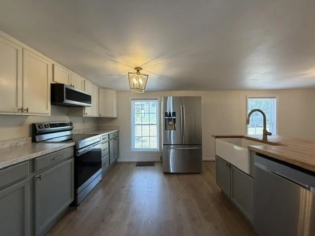 197 Bridge ST N - Photo 10