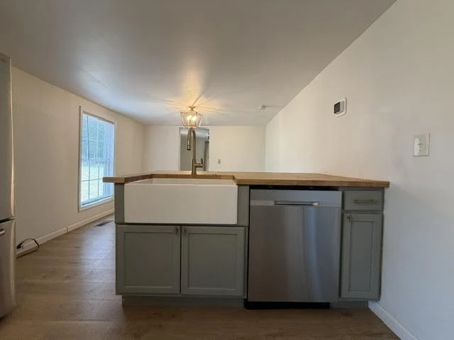 197 Bridge ST N - Photo 11