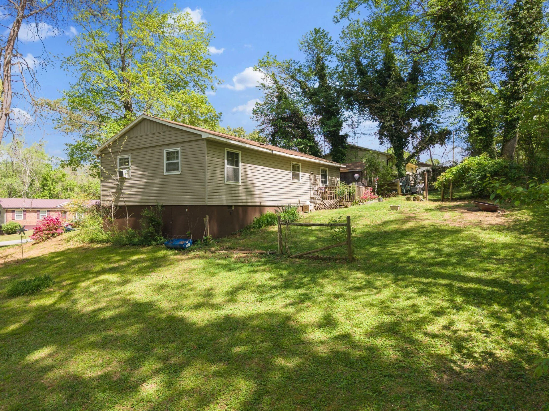 897 Southland DR - Photo 21