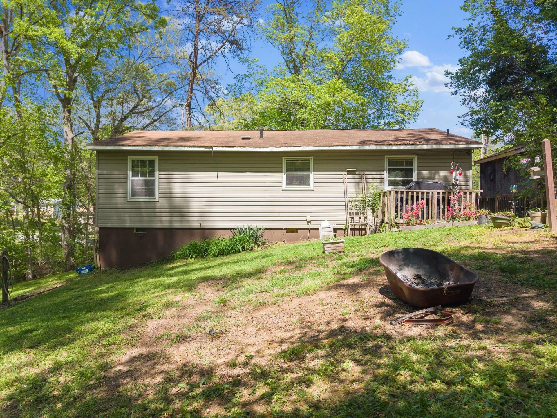 897 Southland DR - Photo 22