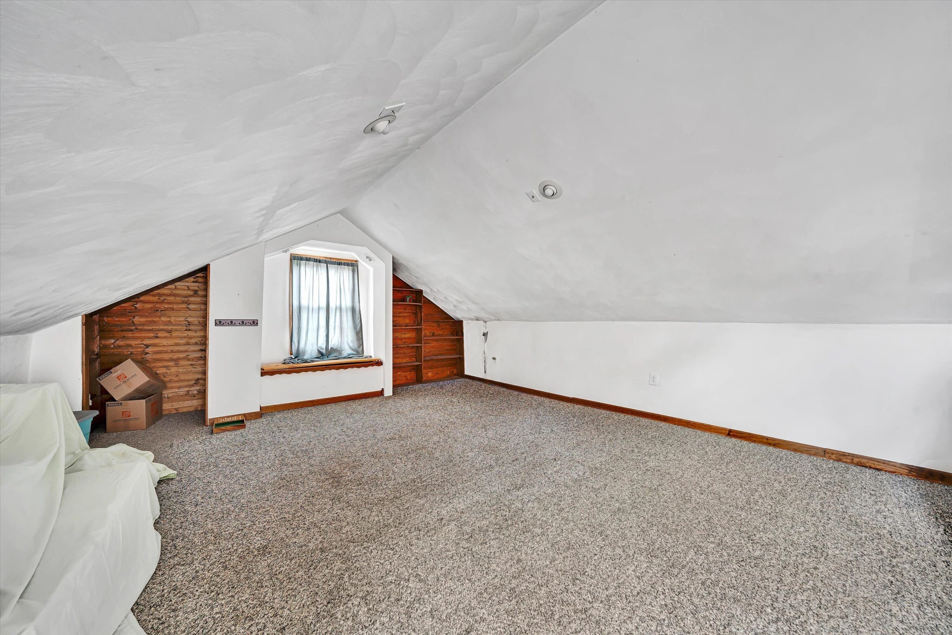 2604 Vancouver DR NW - Photo 19