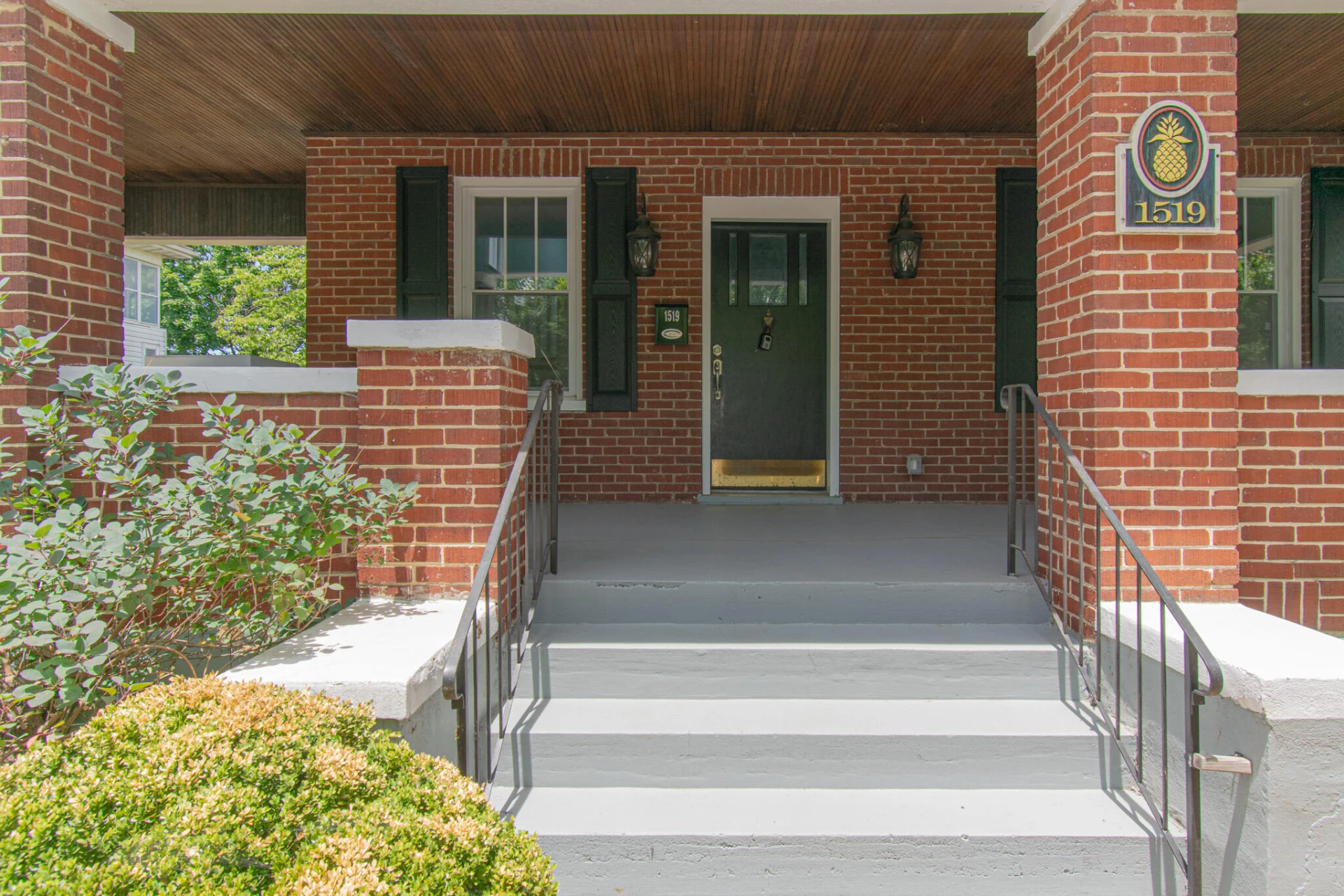 1519 Westover AVE SW - Photo 2