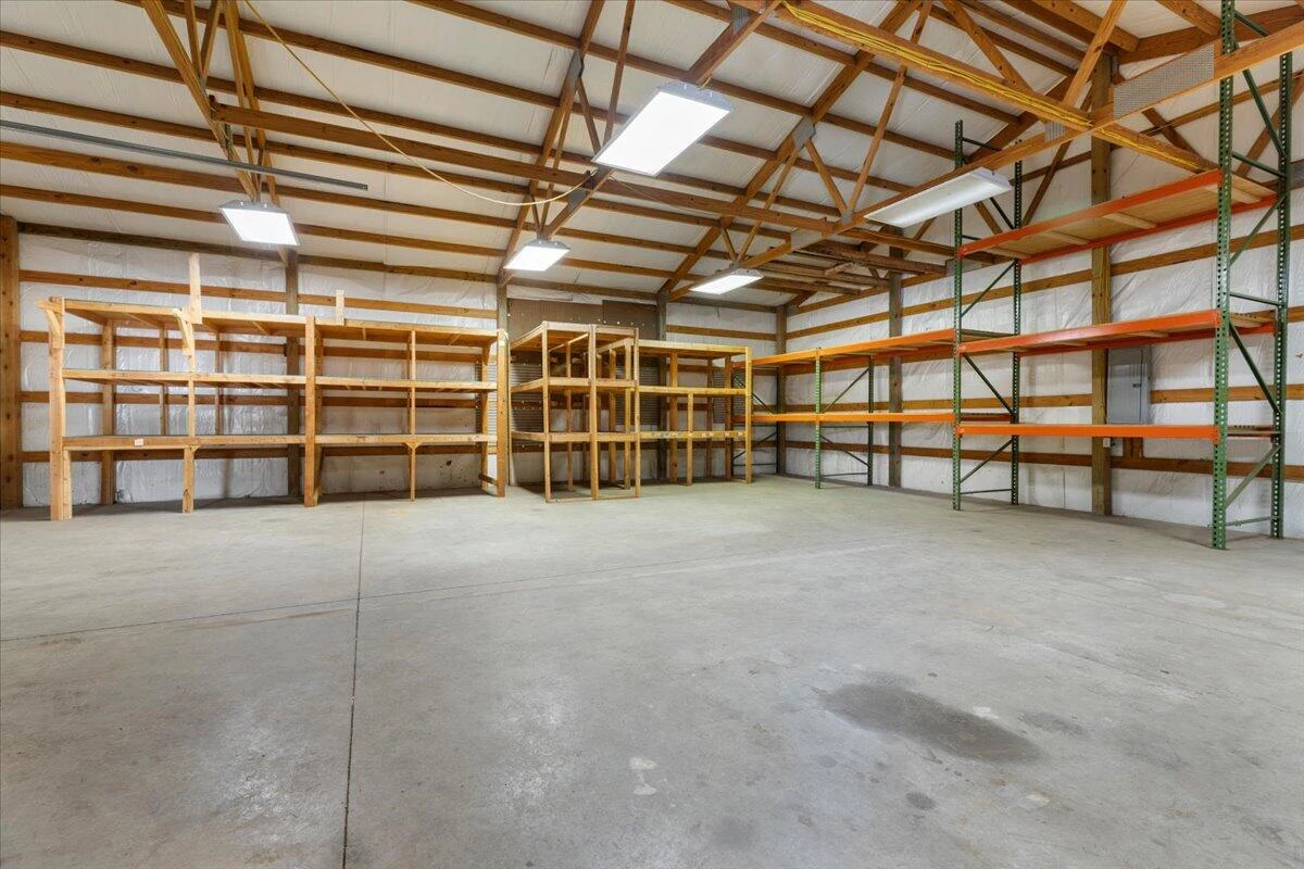 4190 W Main ST - Photo 32