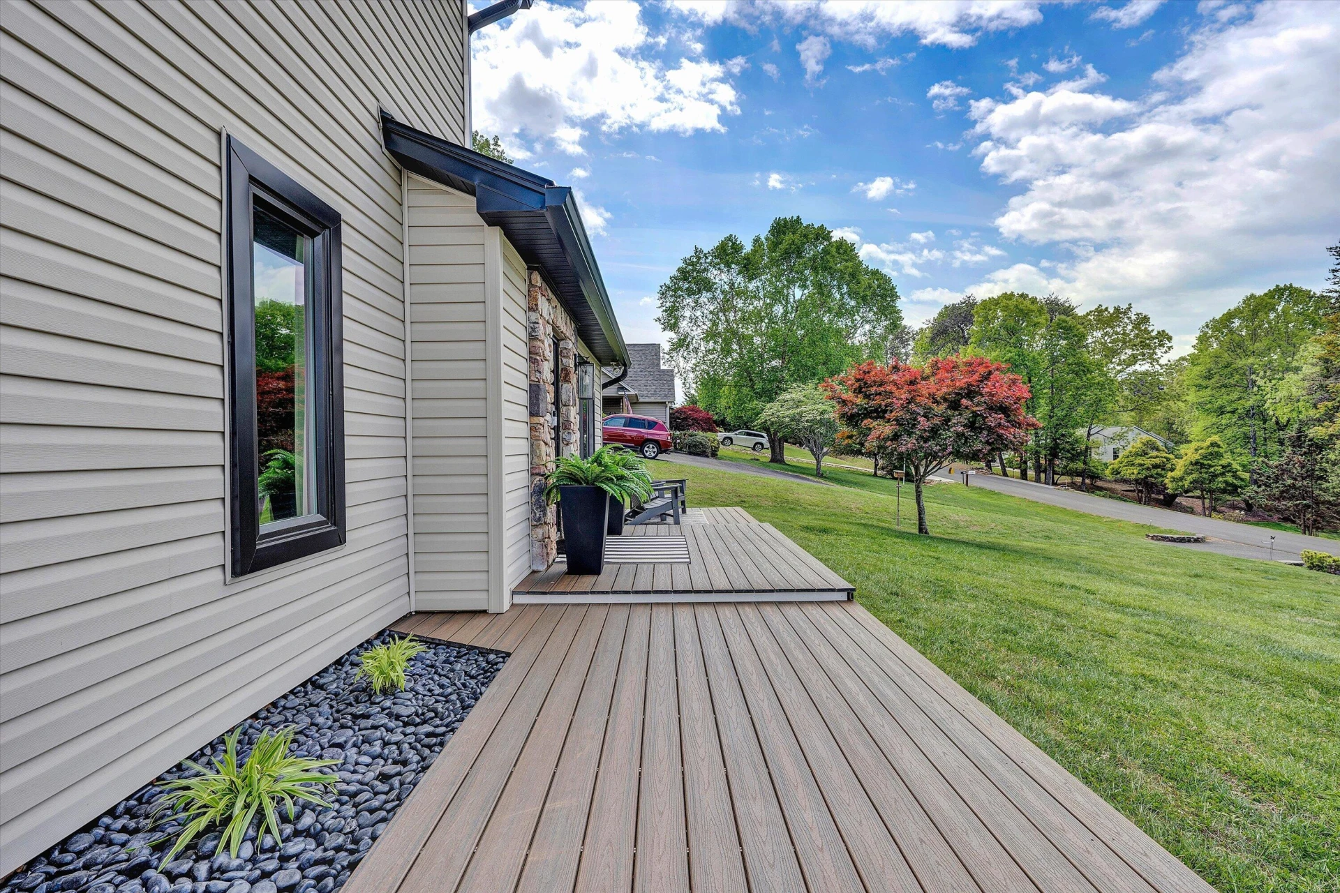 150 INDIAN POINTE DR - Photo 3