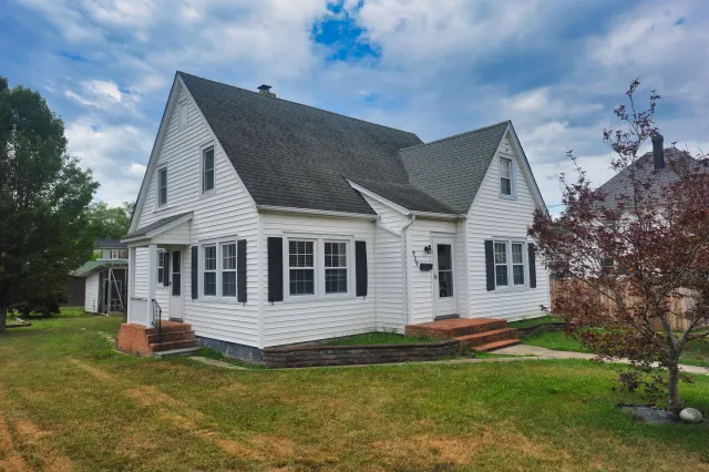 909 Acacia AVE, Clifton Forge, VA, 24422