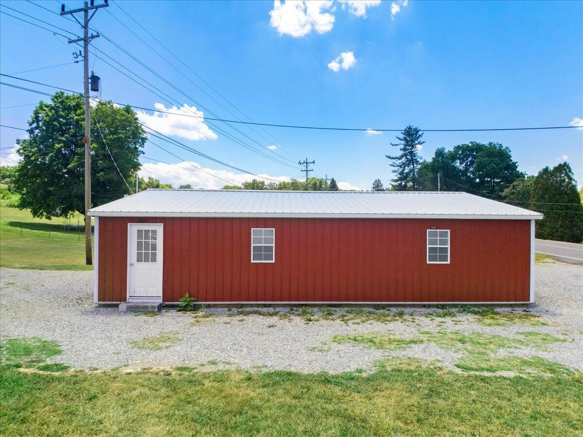 5662 Old Route 11 - Photo 10