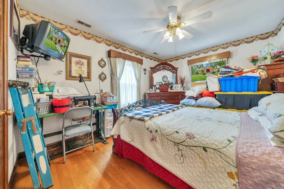 2519 Kent RD SE - Photo 17