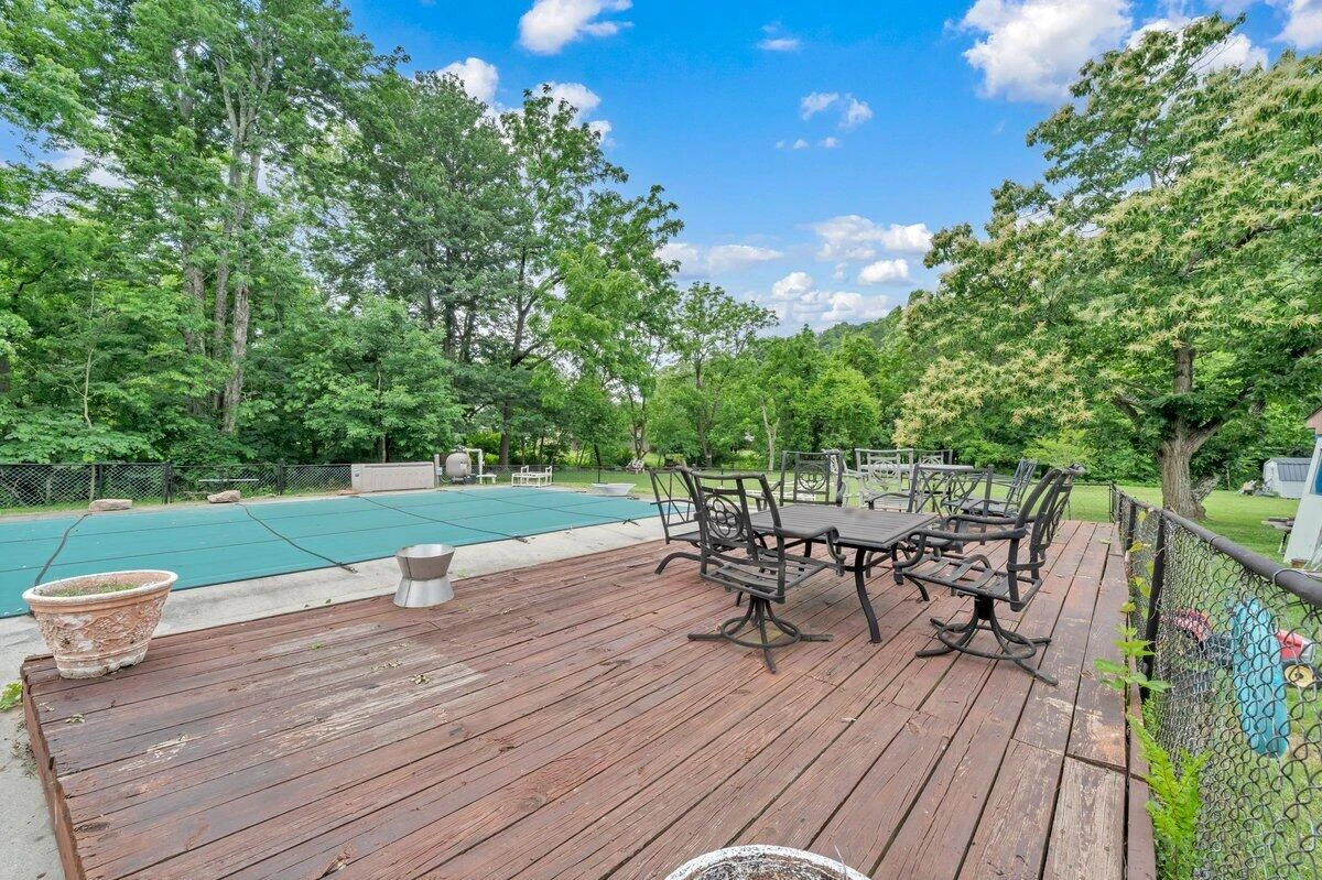 2519 Kent RD SE - Photo 2