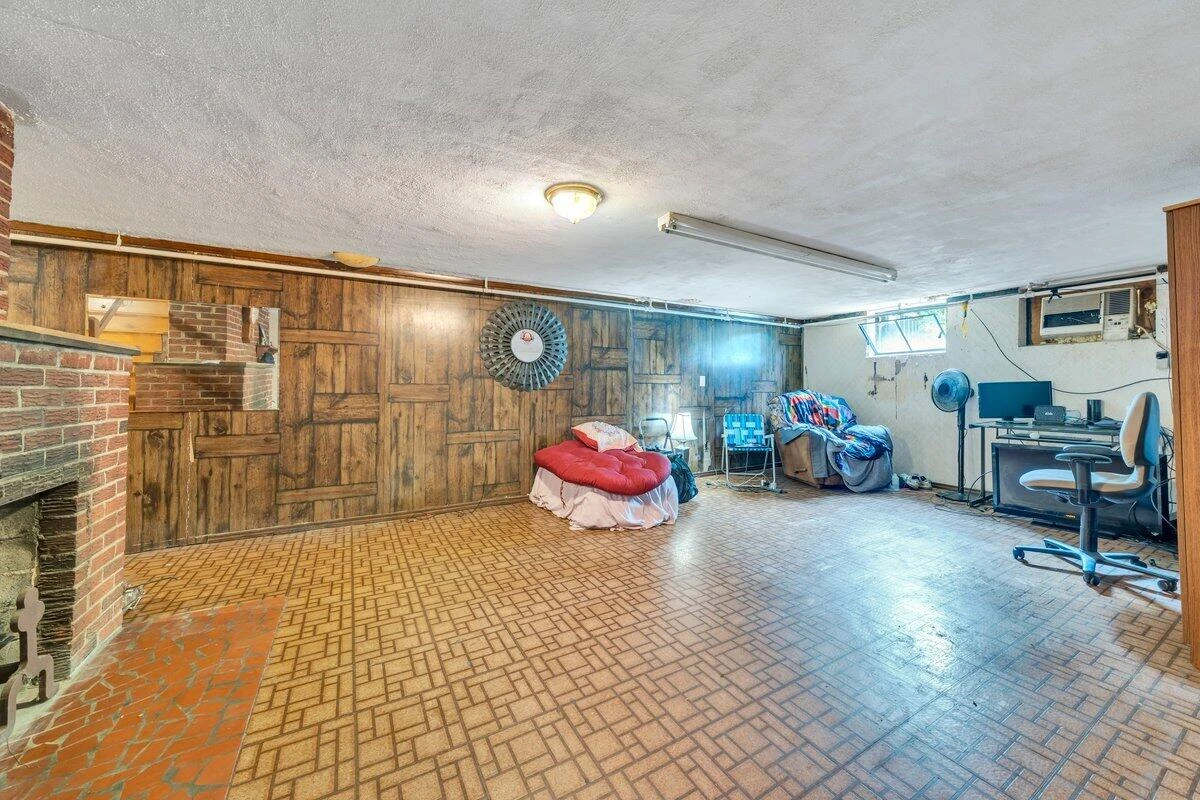 2519 Kent RD SE - Photo 25
