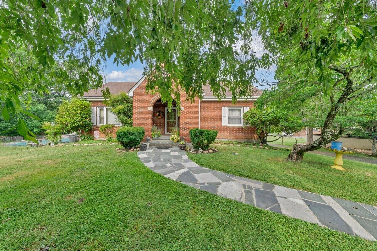2519 Kent RD SE - Photo 32