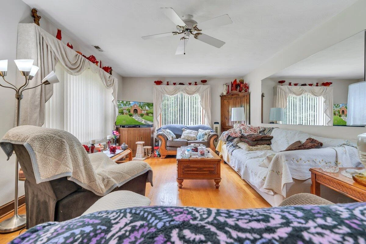 2519 Kent RD SE - Photo 6