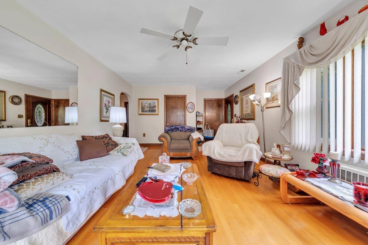 2519 Kent RD SE - Photo 8