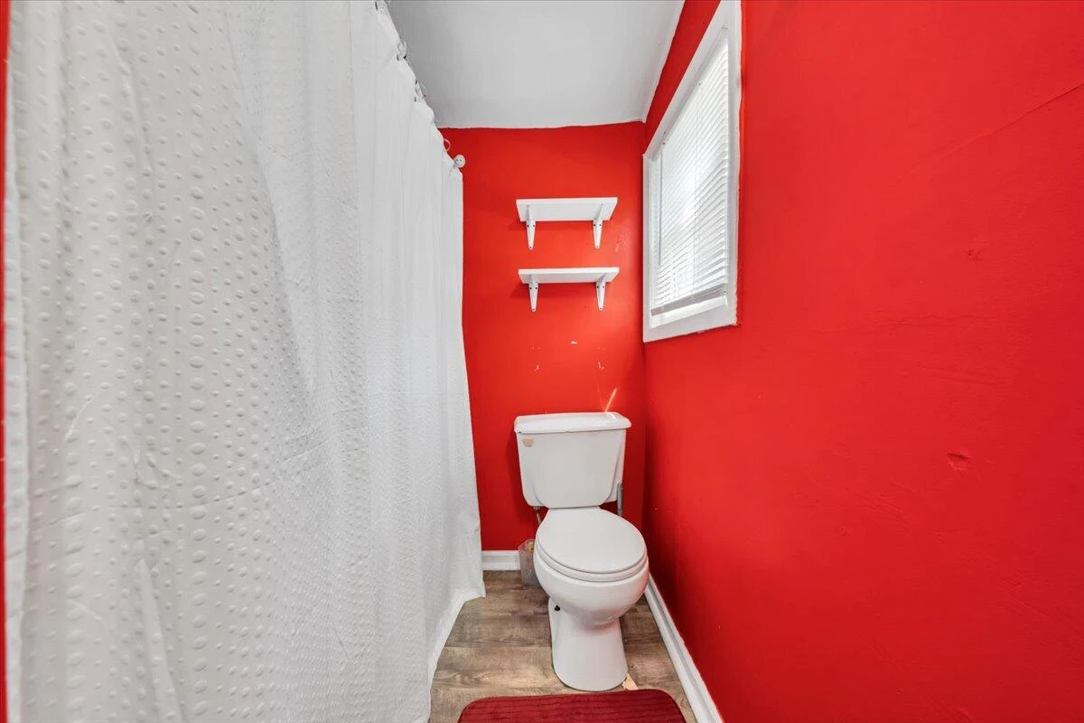 1022 Fairfax AVE NW - Photo 13