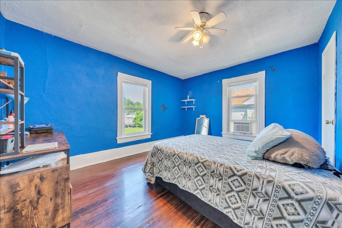 1022 Fairfax AVE NW - Photo 20