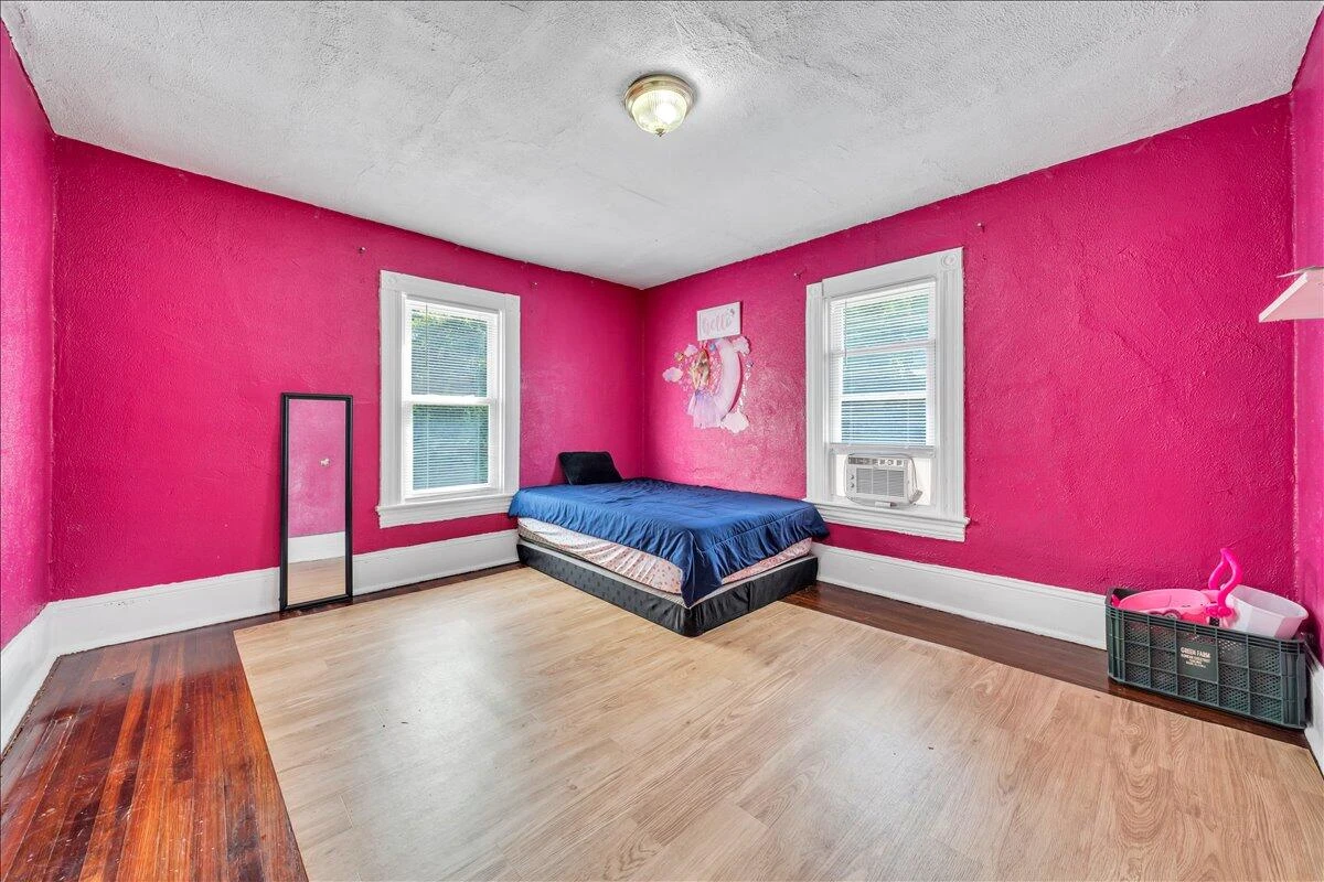 1022 Fairfax AVE NW - Photo 21