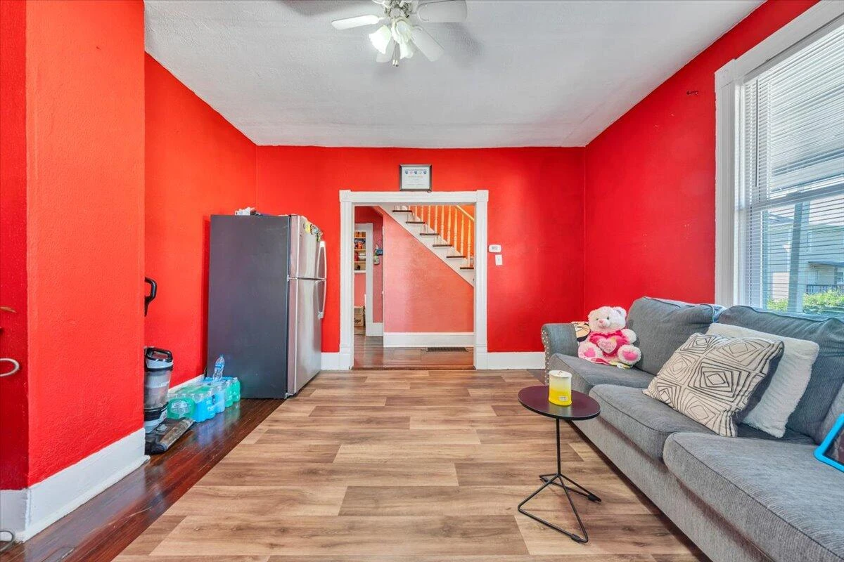 1022 Fairfax AVE NW - Photo 3