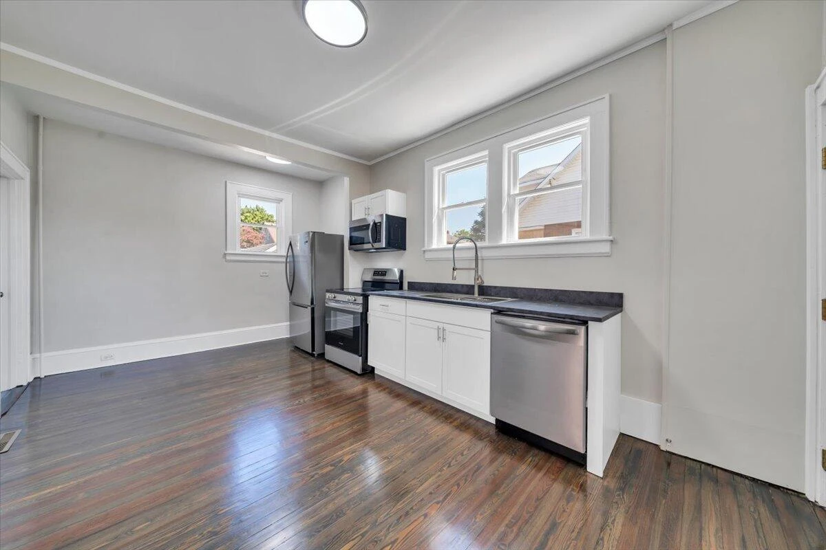 2816 10th ST NW - Photo 11