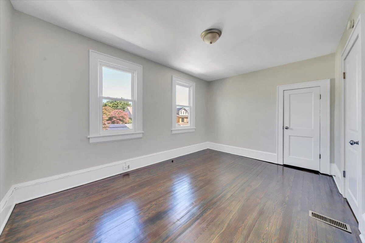 2816 10th ST NW - Photo 21