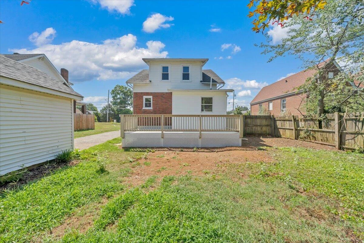 2816 10th ST NW - Photo 33