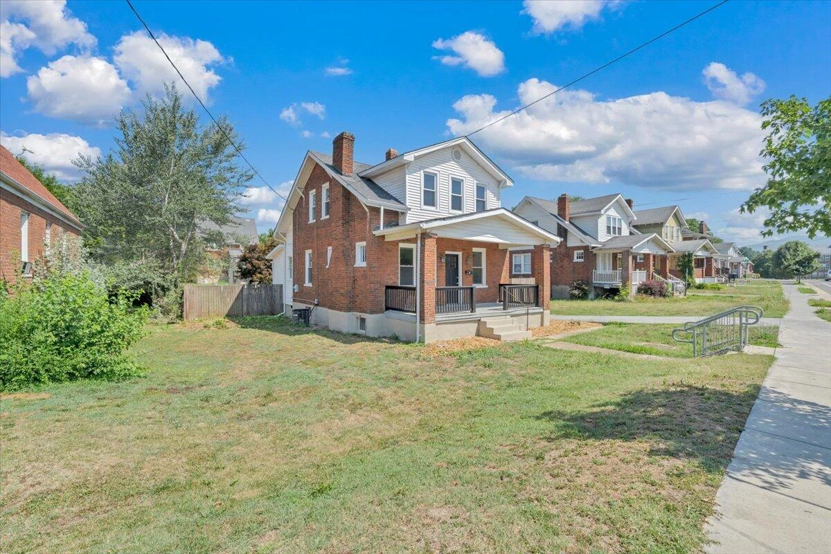 2816 10th ST NW - Photo 36
