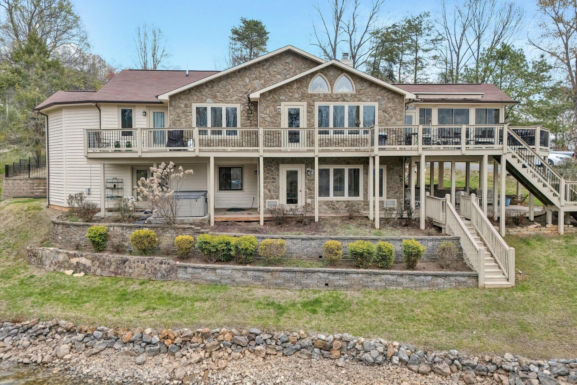 56 Brookside LN - Photo 2
