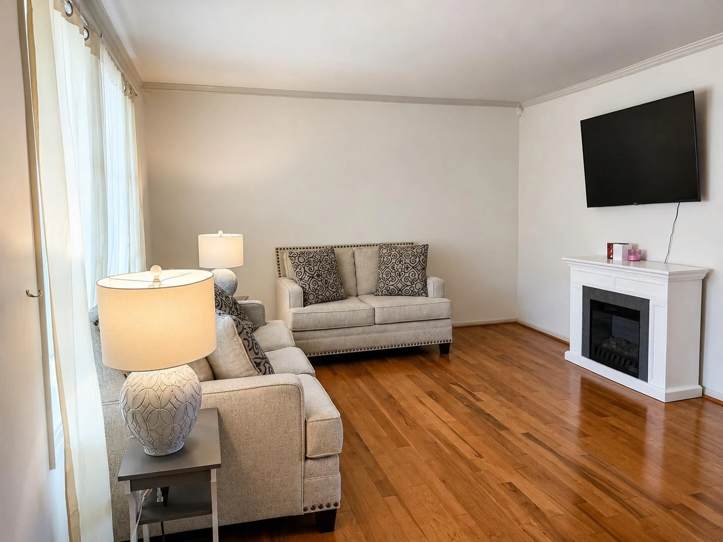 959 Halifax CIR - Photo 4