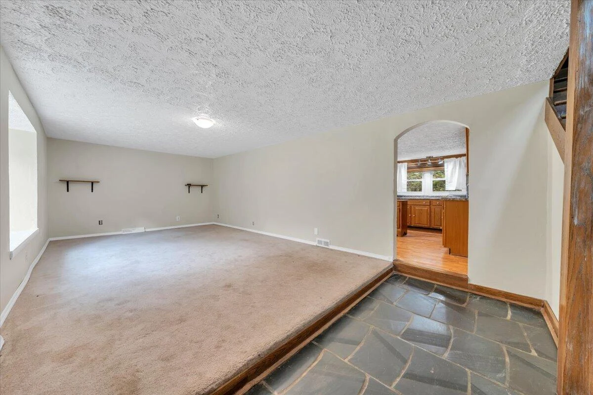 2840 Sha Al RD - Photo 2