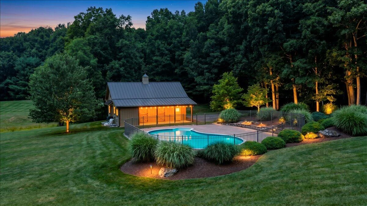 10250 Mill Creek RD - Photo 3