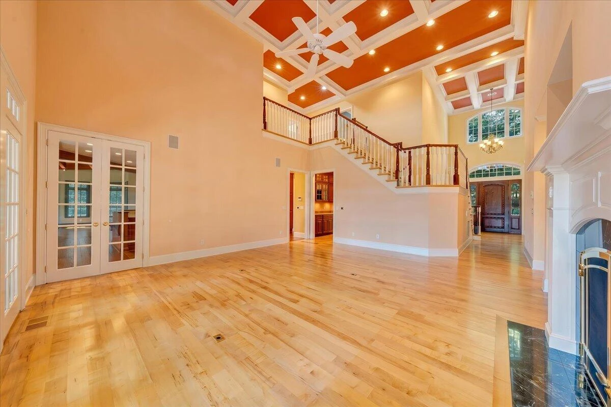10250 Mill Creek RD - Photo 38
