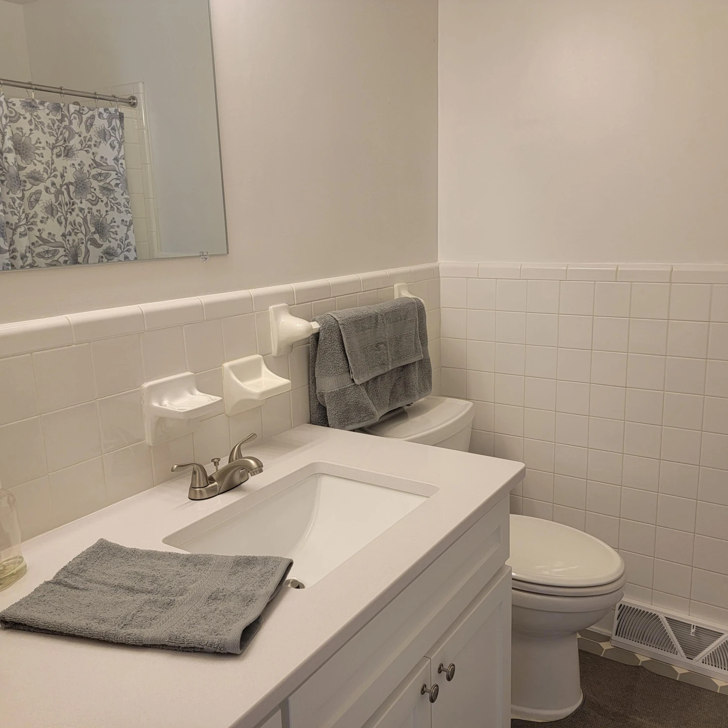 1504 Meadowview LN - Photo 14
