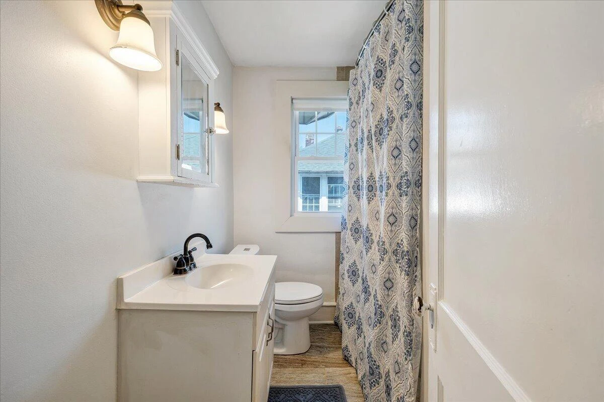 2040 Berkley AVE SW - Photo 45