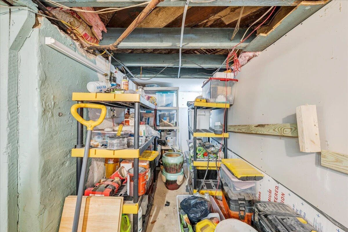 2040 Berkley AVE SW - Photo 51