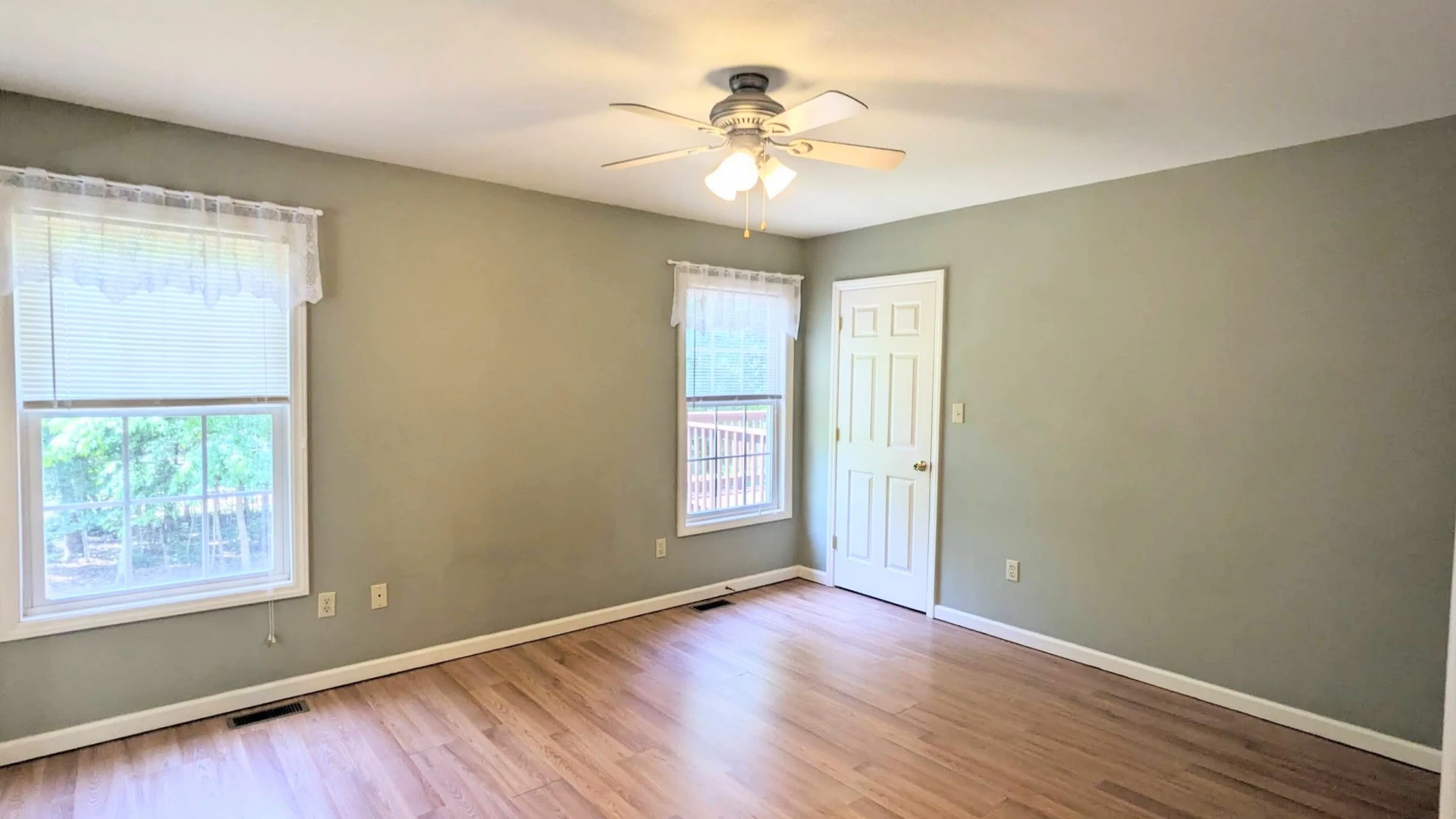 3959 Diamond Hill RD - Photo 18
